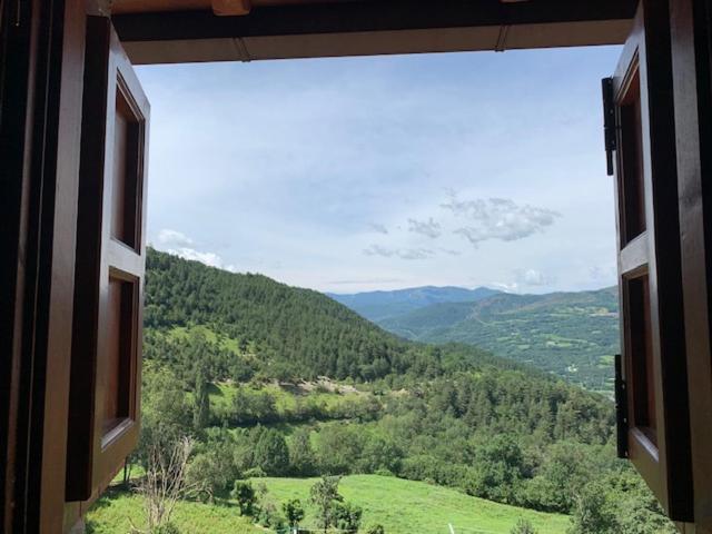Casa Enriu-Alojamiento Y Desayuno Vilaller ภายนอก รูปภาพ